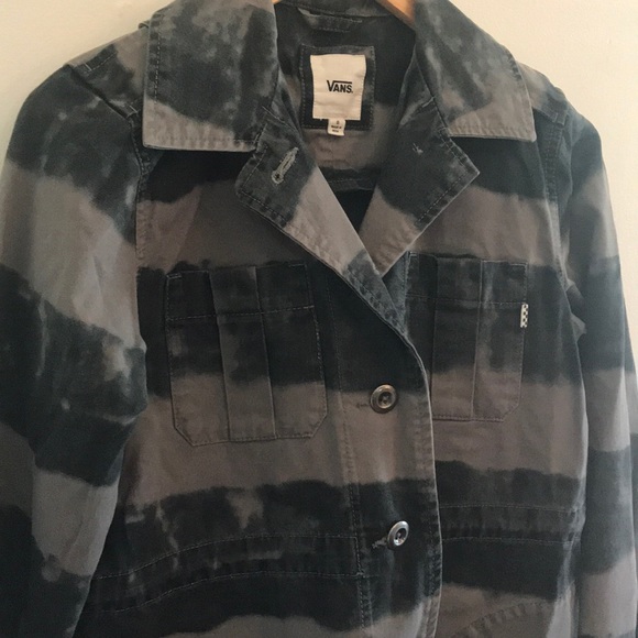 Coat - Picture 3 of 4